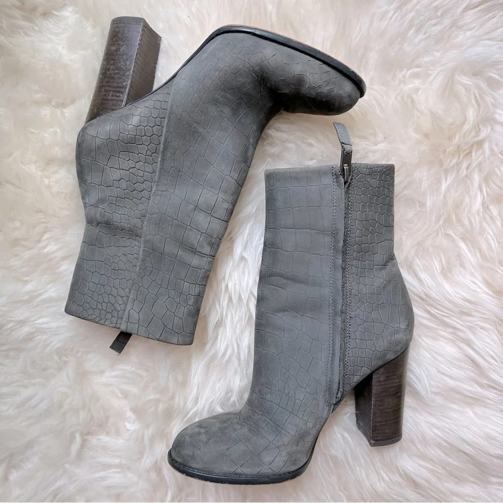 Sam Edelman gray genuine suede leather heeled ankle boots booties size 7 Croc